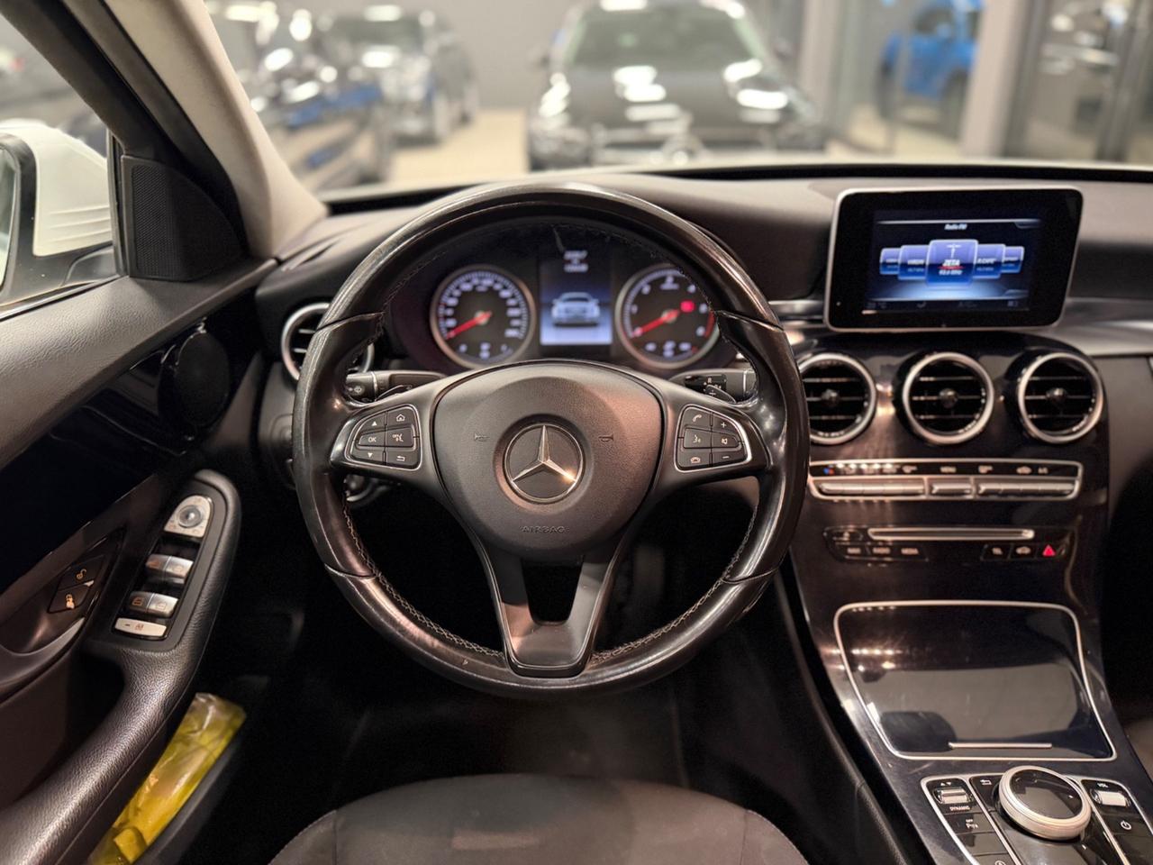 Mercedes-benz C 180 d Auto Premium