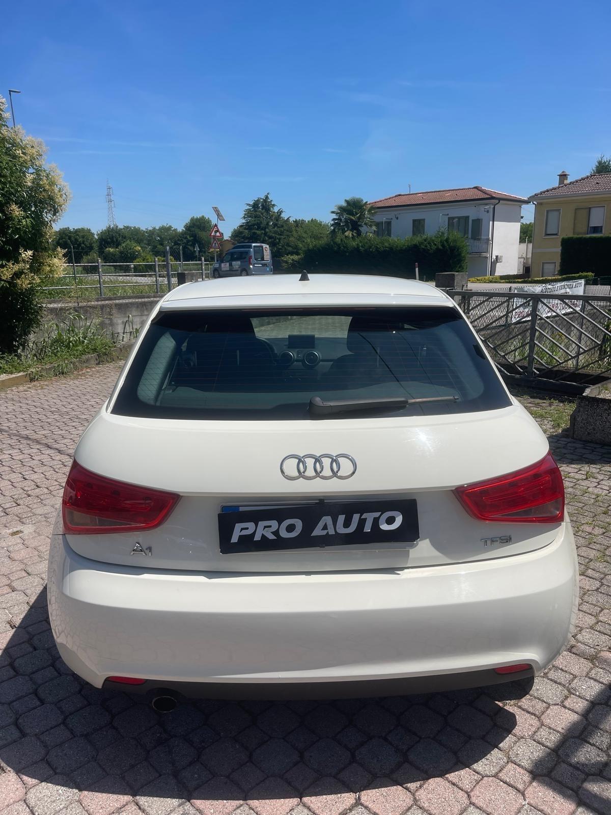 Audi A1 1.2 TFSI Ambition NEOPATENTATI