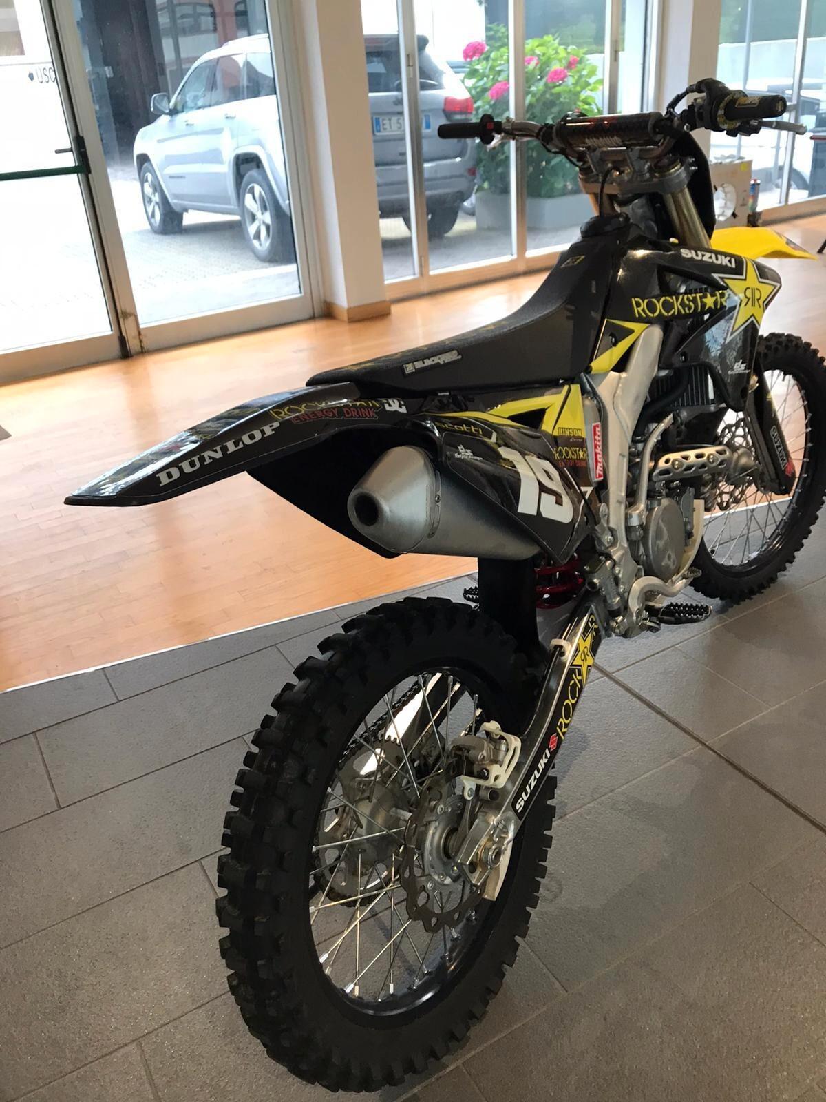 Suzuki Valenti RM-Z 250 Suzuki Rmz 250 2013