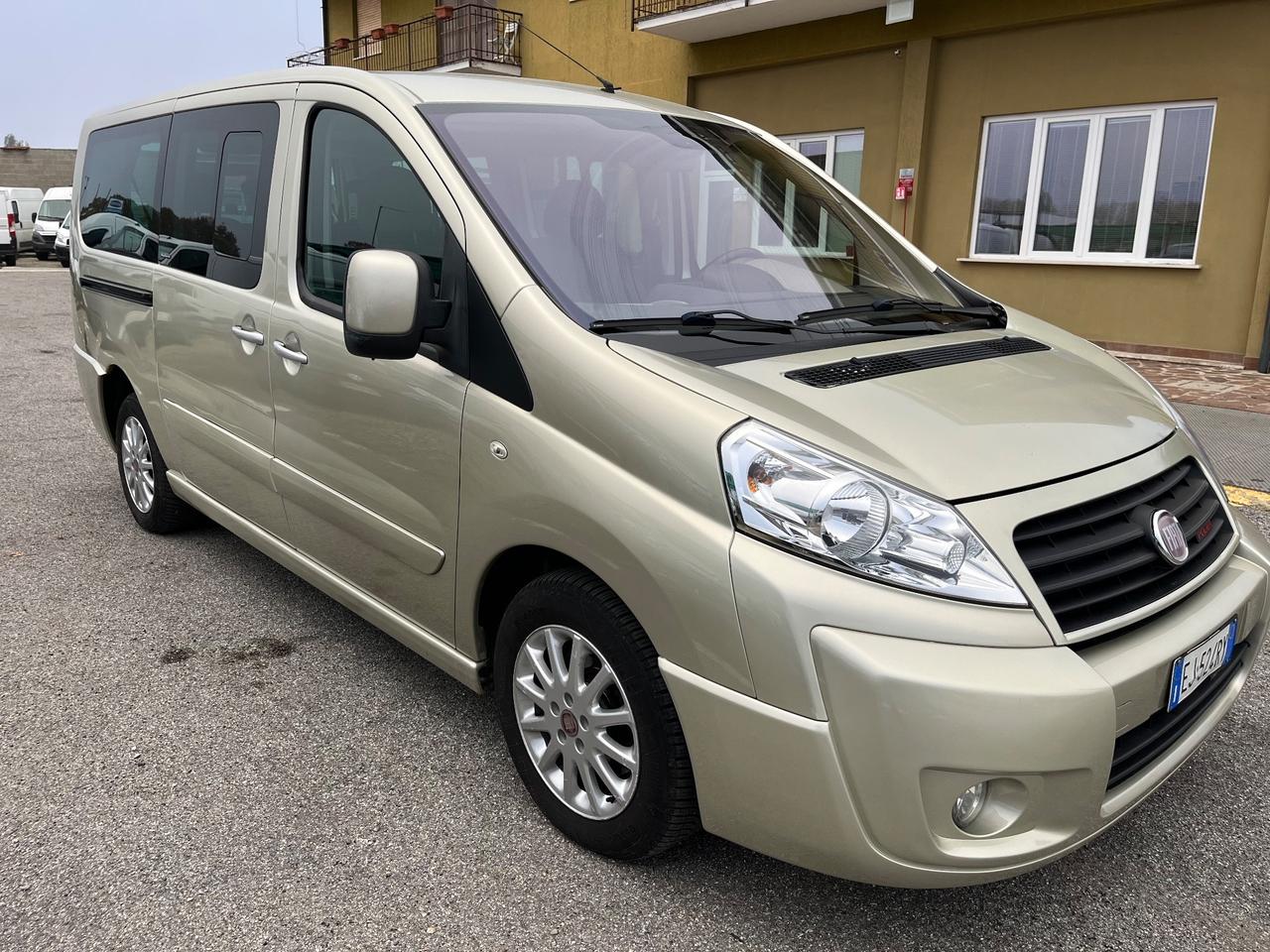 Fiat Scudo 2.2 mjt Panorama - 8 Posti -