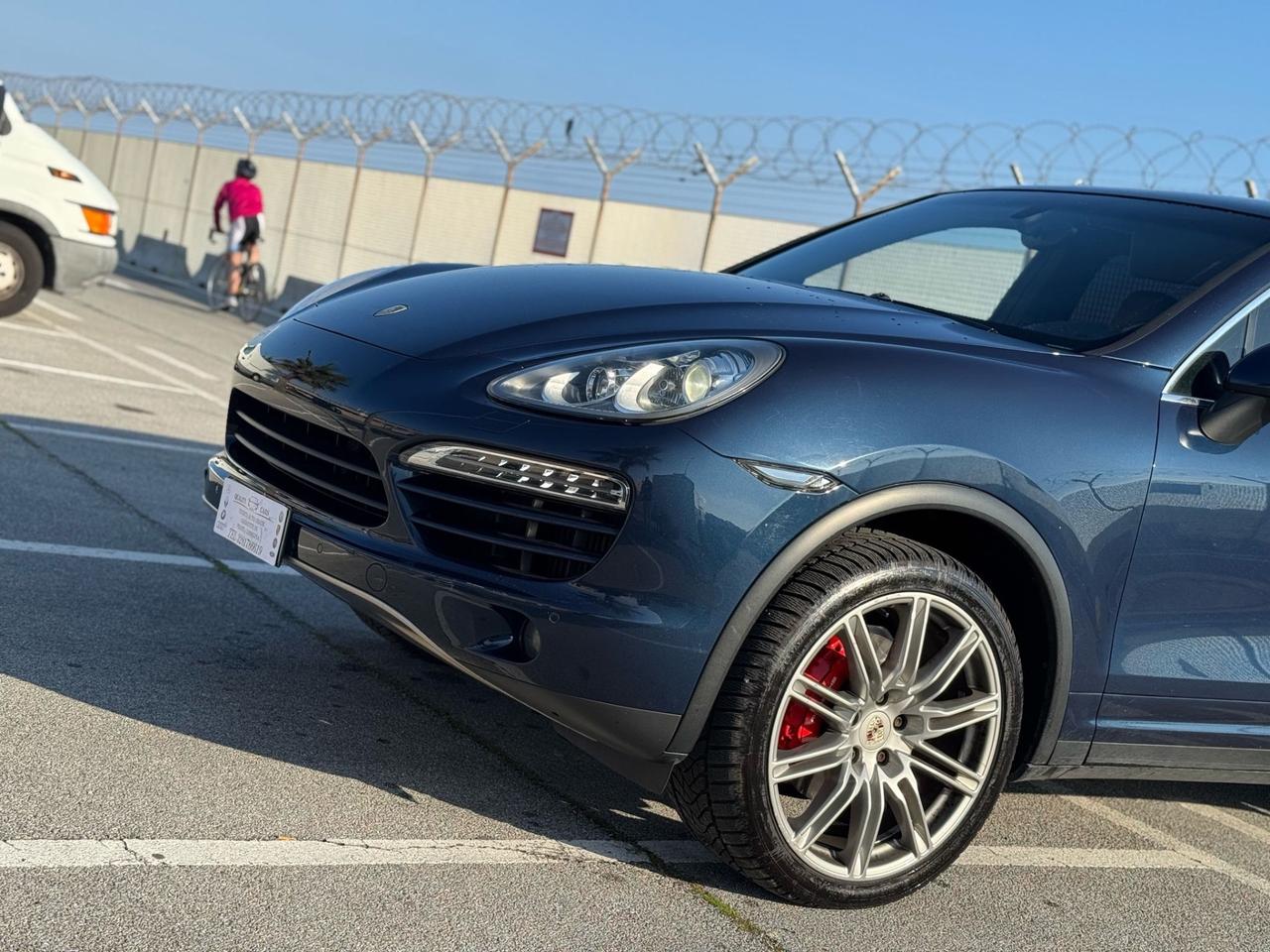 PORSCHE CAYENNE 3.0D FULL OPTIONAL 12 MESI DI GARANZIA