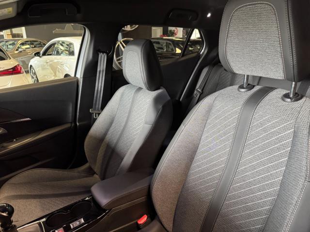 PEUGEOT 2008 PureTech 100 S&S Allure
