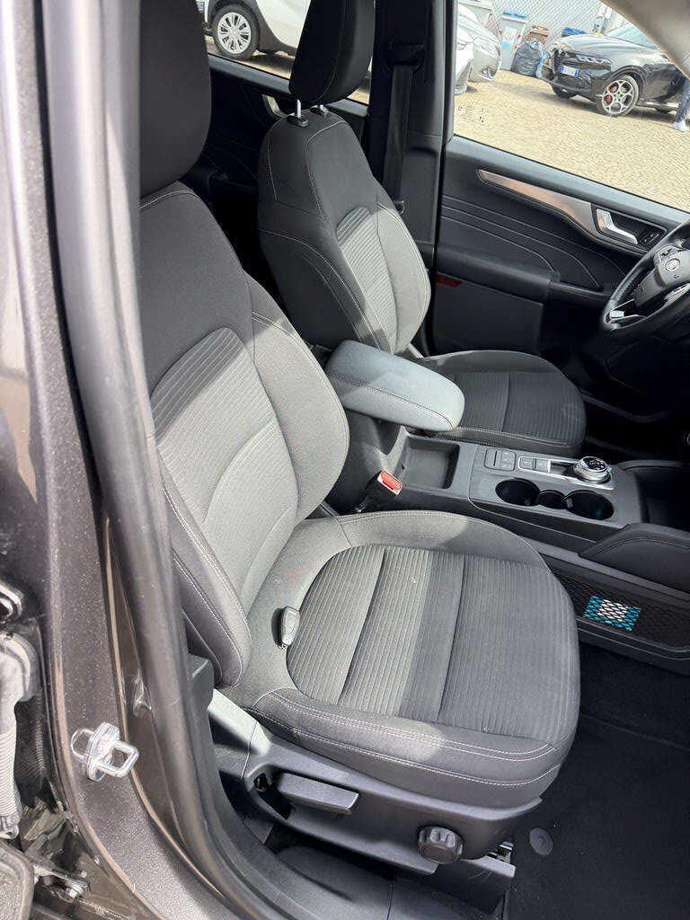 Ford Kuga 1.5 TDCi 120CV AUTOM. TITANIUM **PREZZO REALE**