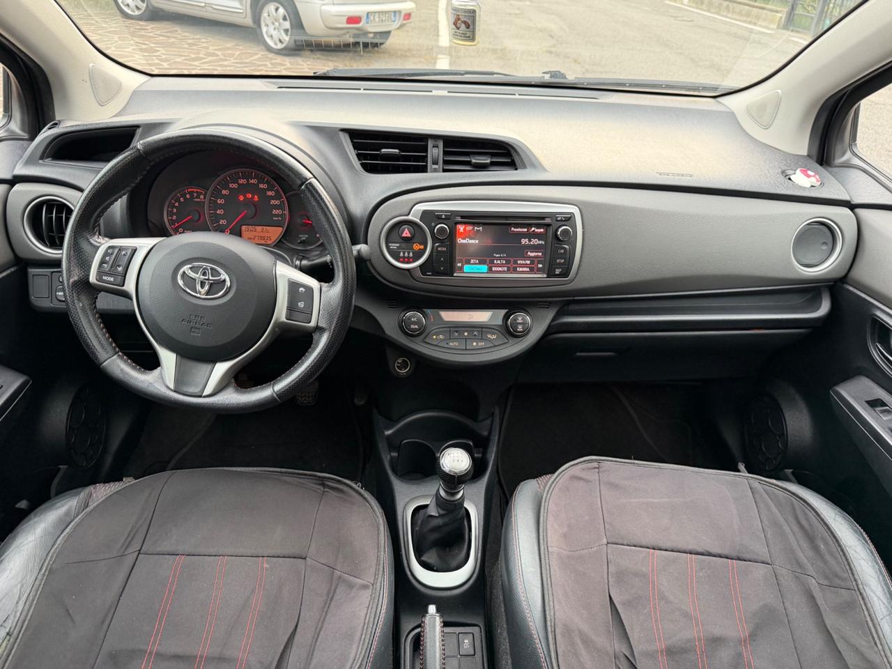 Toyota Yaris 1.3 5 porte Lounge