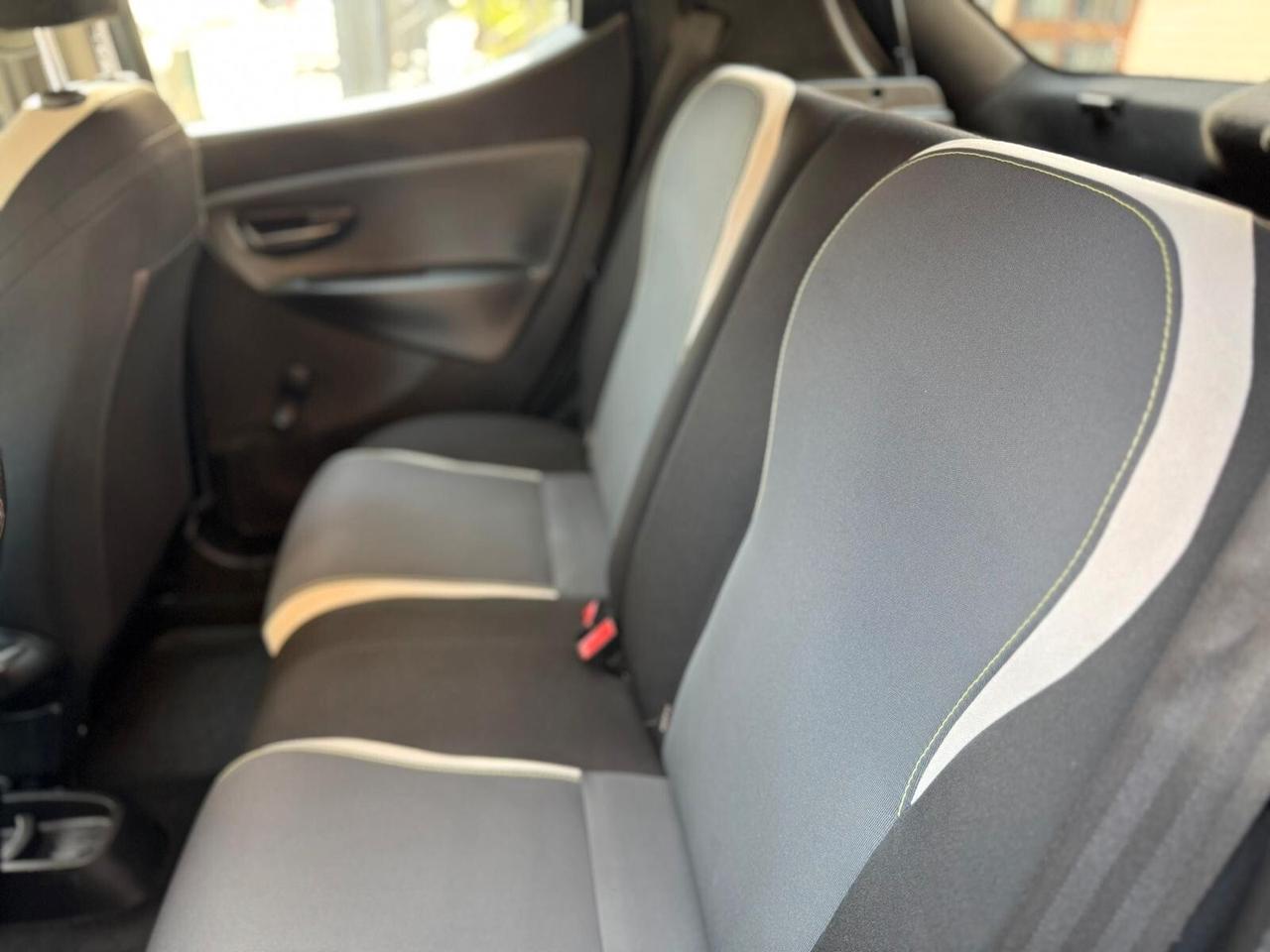 Lancia Ypsilon 0.9 TwinAir 85 CV 5 porte Metano Ecochic Gold