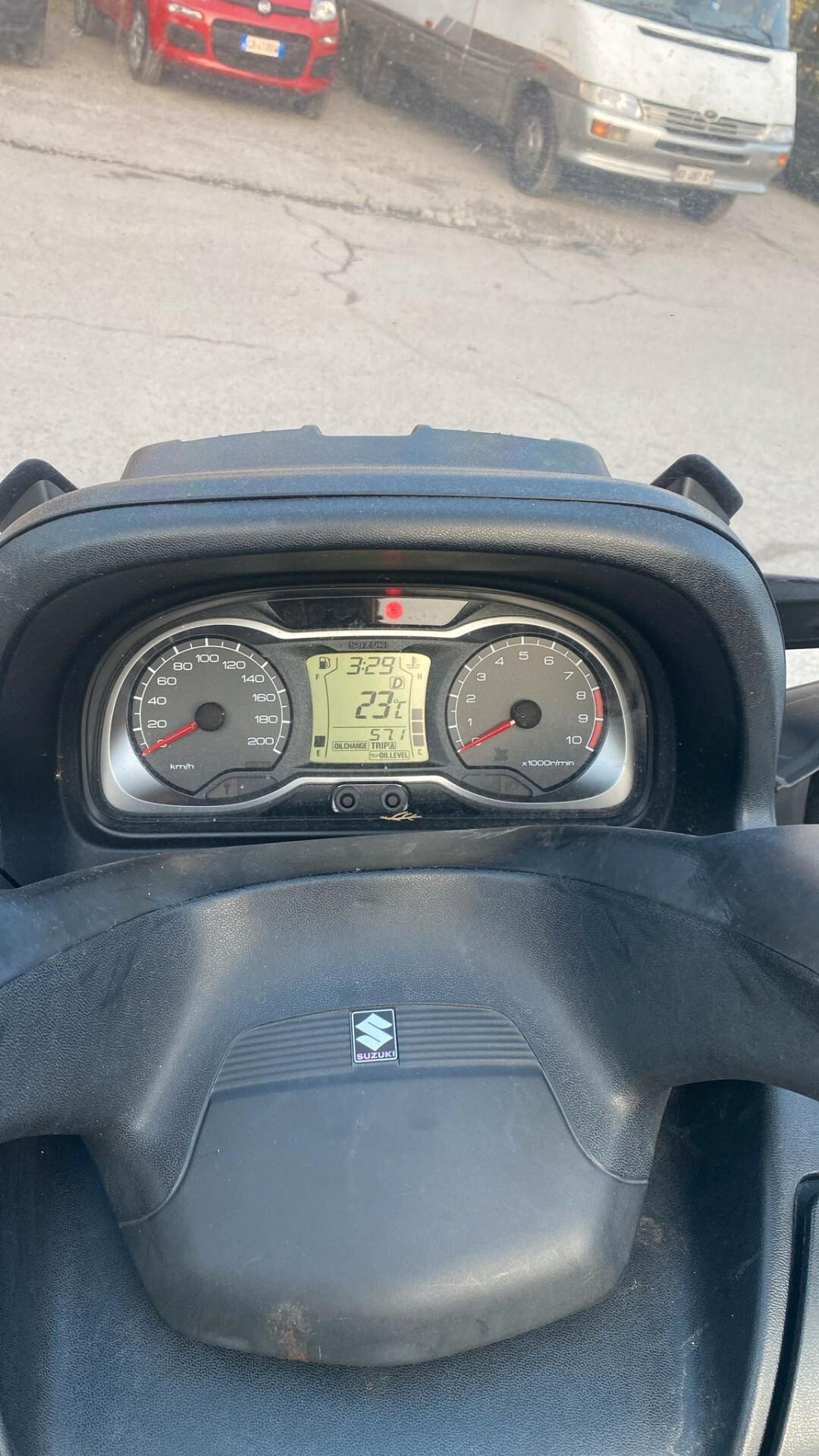 Suzuki Burgman 650 2013