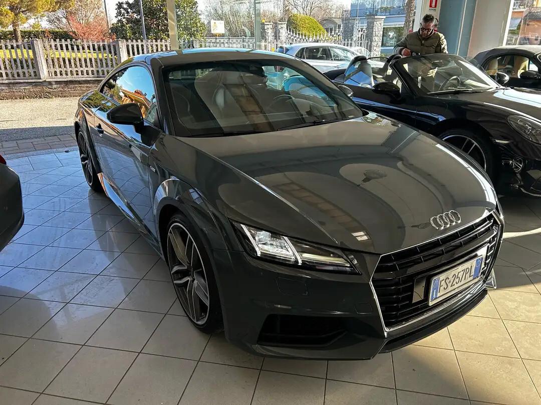 Audi TT Coupé 2.0 TFSI S tronic S line