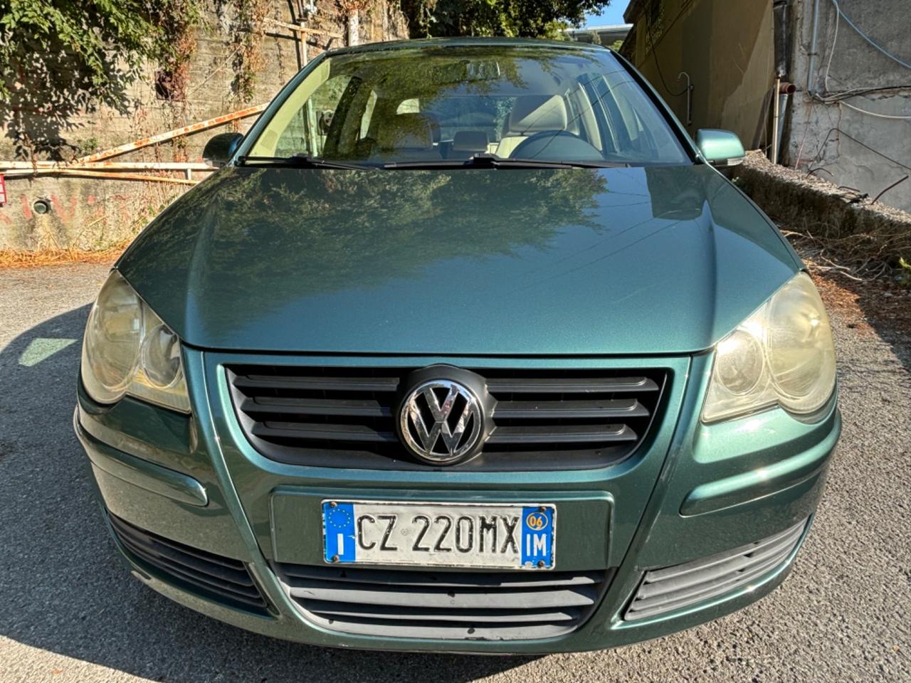 Volkswagen Polo 1.4/75CV 16V 3p. Sportline