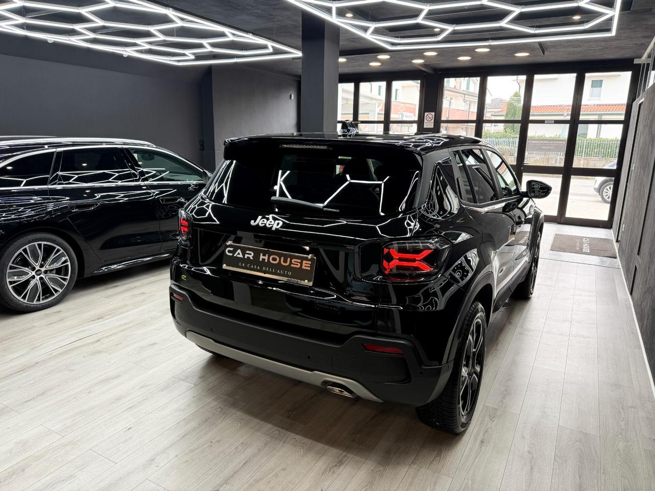 Jeep Avenger 1.2 Turbo MHEV SUMMIT