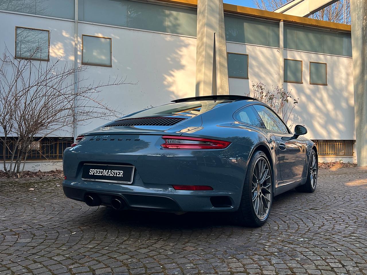 Porsche 911 3.0 Carrera Coupé