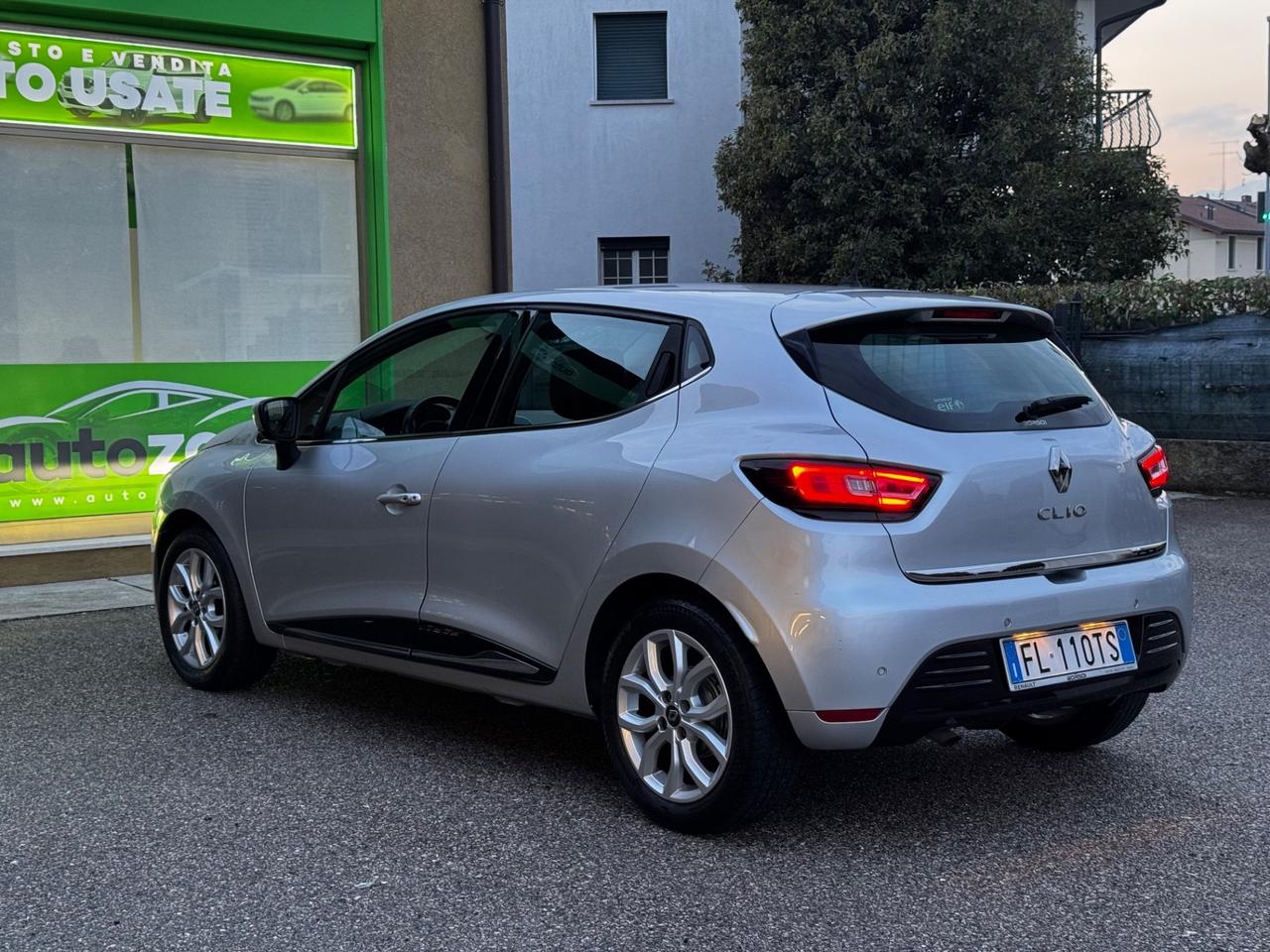 Renault Clio dCi 75 CV 5 porte Energy Intens NEOPATENTATI
