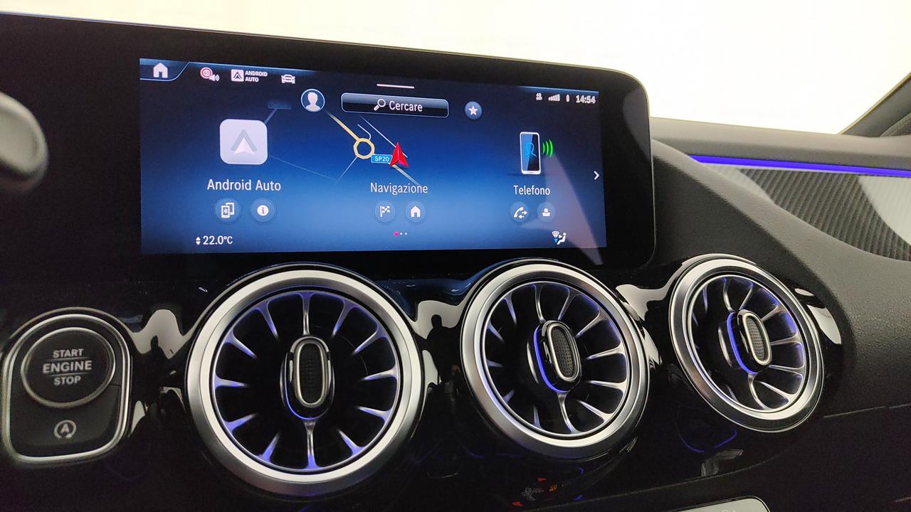 Mercedes-Benz GLA 200 d automatic