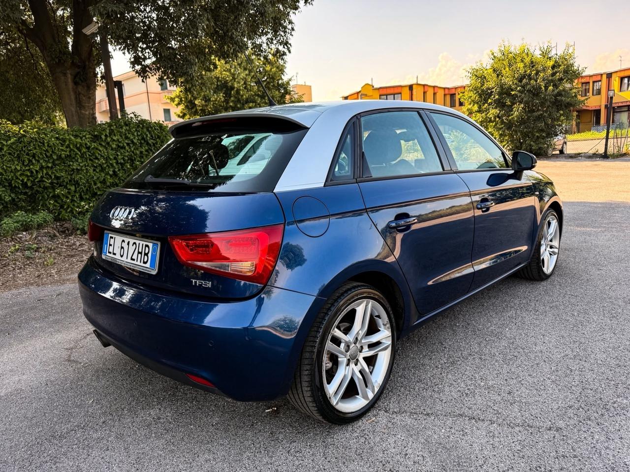 Audi A1 SPB 1.4 TFSI S tronic Ambition