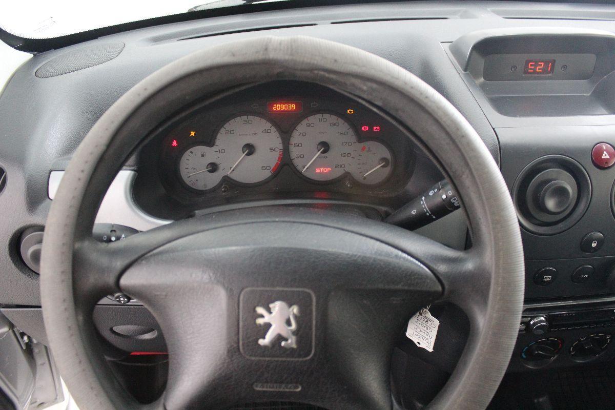 PEUGEOT RANCH 2,0 HDI XT N1