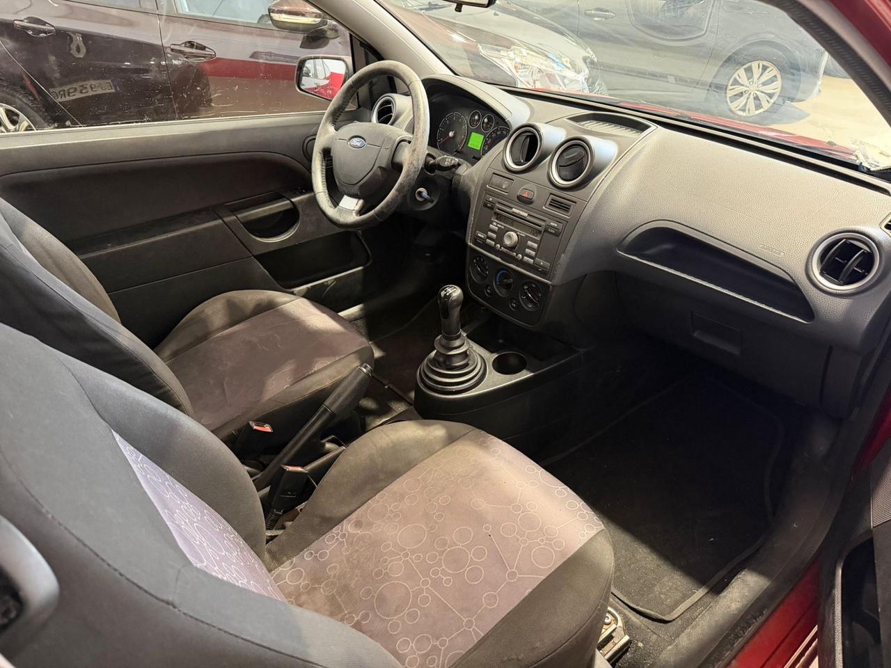 Ford Fiesta 1.2 16V 5p. Ghia