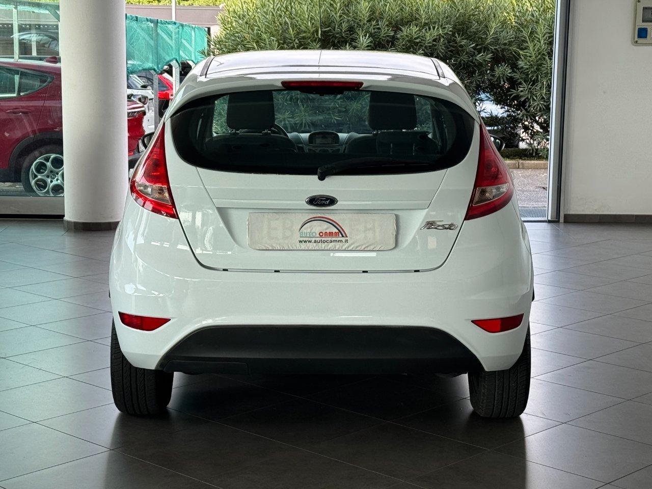 Ford Fiesta 5p 1.4 16v Gpl Trend