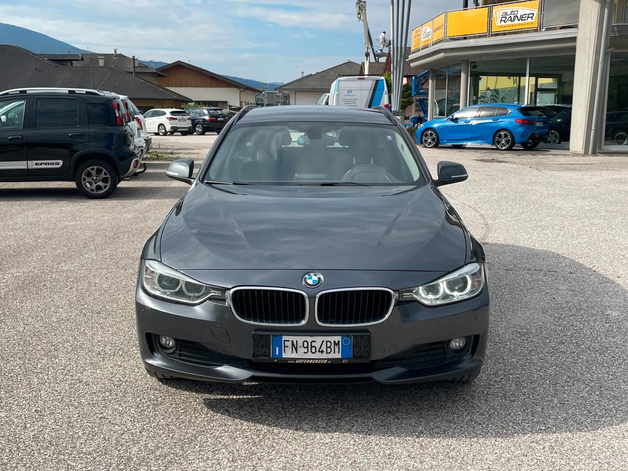 Bmw 318 xDrive Touring