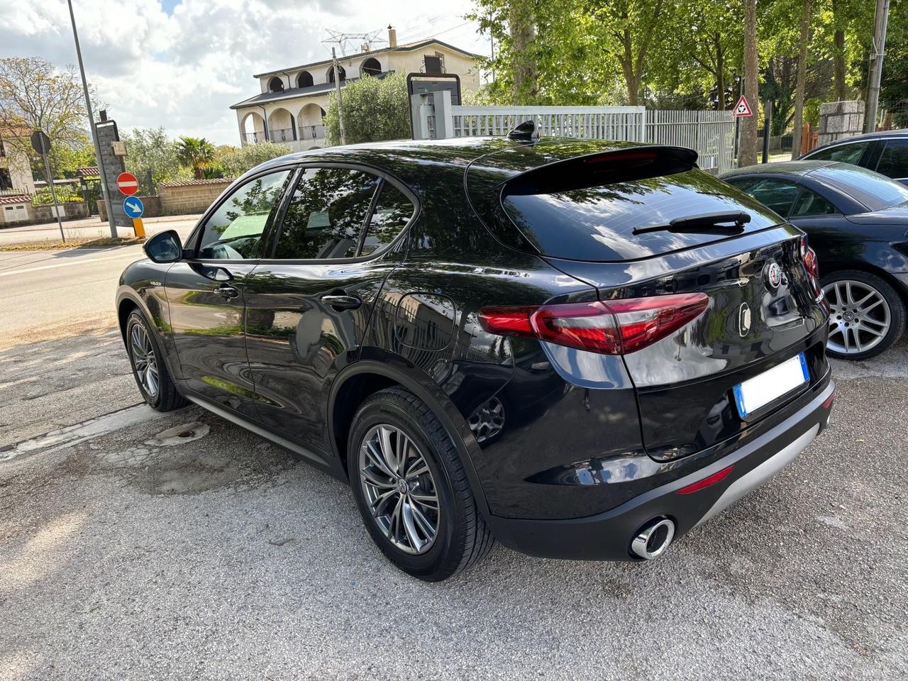 Alfa Romeo Stelvio 2.2 Turbodiesel 160 CV AT8 RWD Business