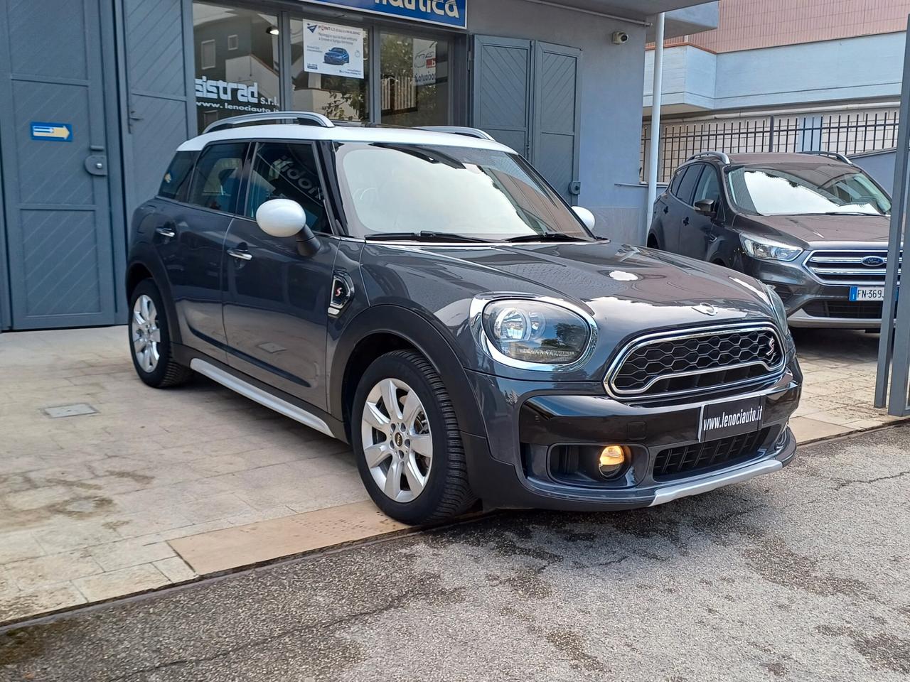 Mini Cooper SD Countryman Mini 2.0 Cooper SD Business Countryman Automatica