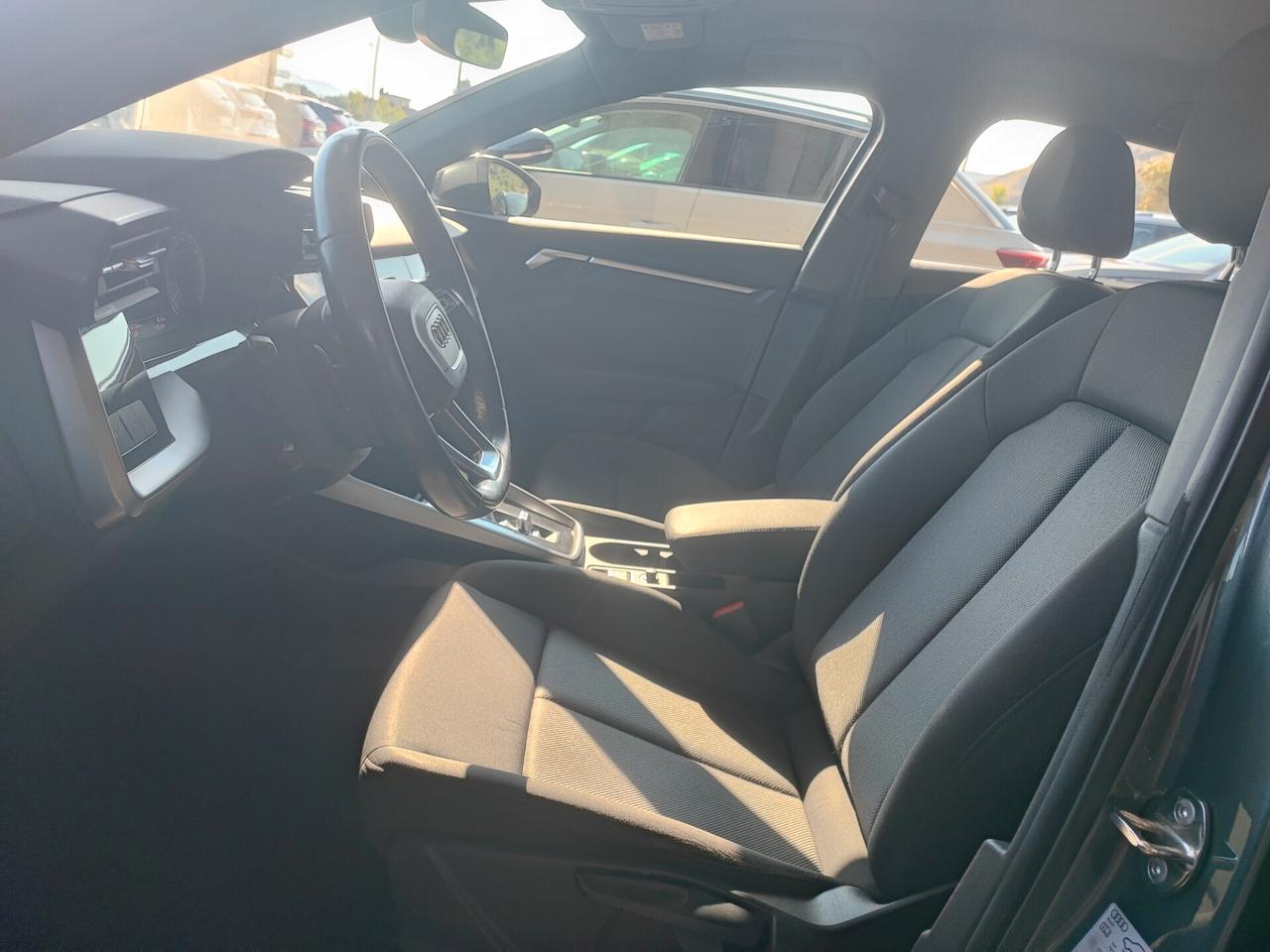 Audi A3 SPB 30 g-tron S tronic line edition