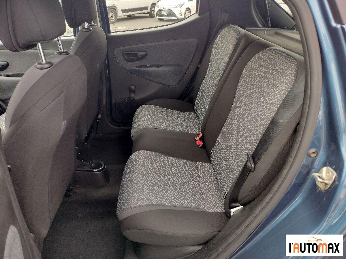 LANCIA - Ypsilon 1.0 firefly hybrid Silver s&s 70cv