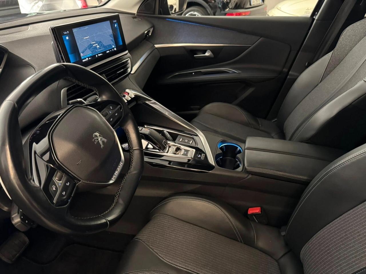 PEUGEOT 3008 1.5 HDI EAT8 ALLURE PAK PERFETTA