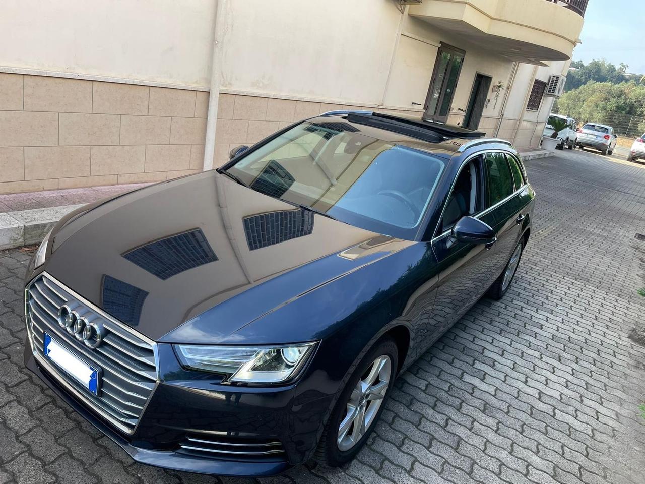 Audi A4 Avant 2.0 TDI 150 CV Tetto/navi/sedili sportivi