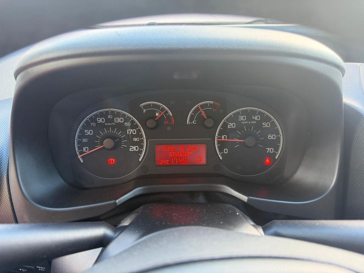 Fiat Qubo 1.3 MJT 75 CV GANCIO TRAINO
