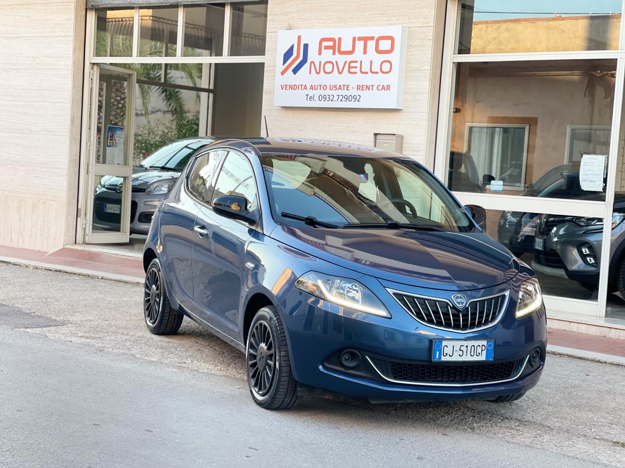 Lancia Ypsilon 1.0 FireFly 5 porte Hybrid Ecochic