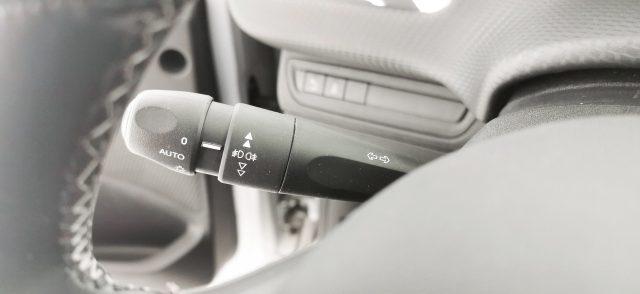 PEUGEOT 208 PureTech 82 5 porte Allure