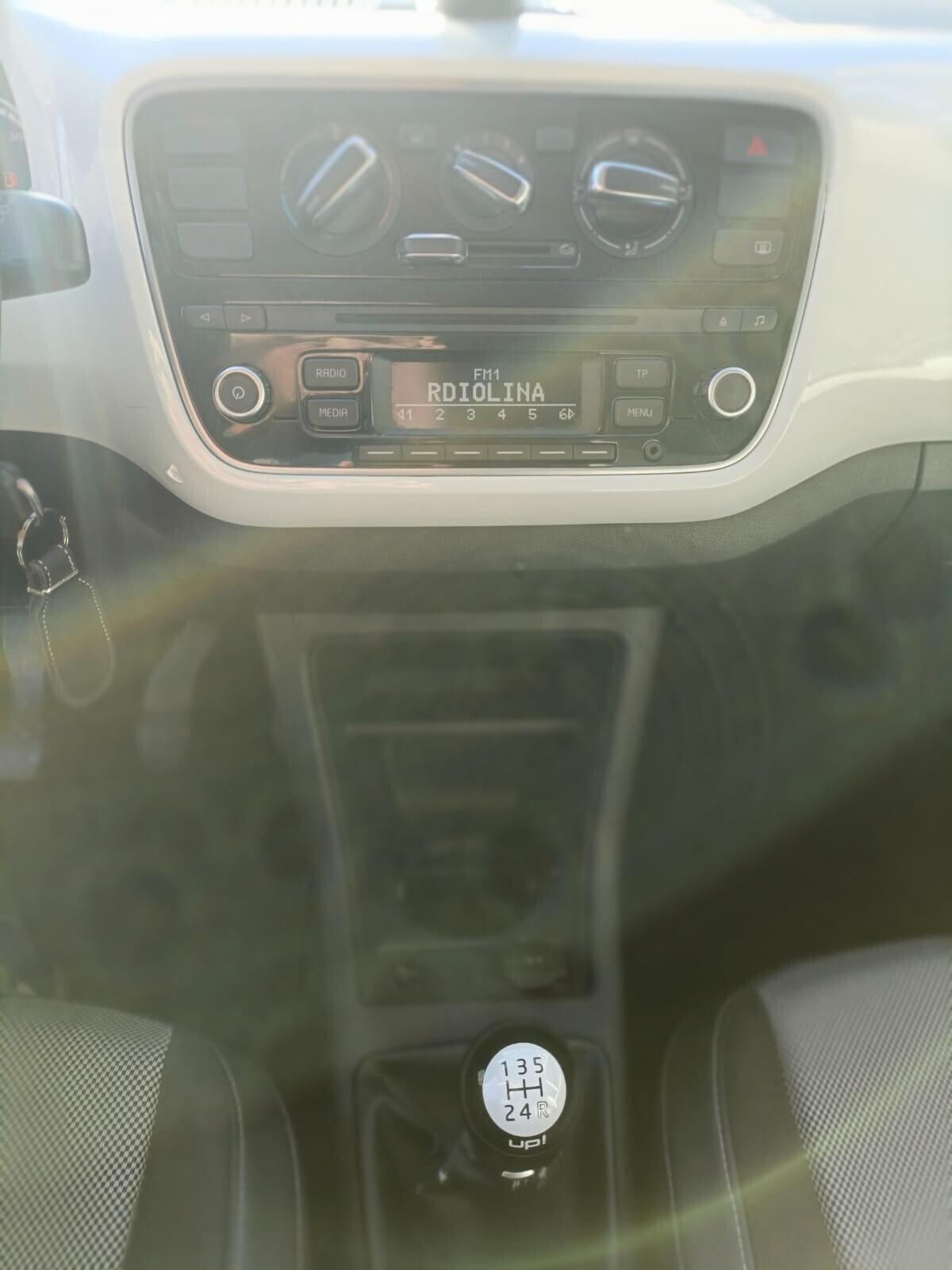 Volkswagen up! 1.0 75 CV 5p. high up! NEOPATENTATI