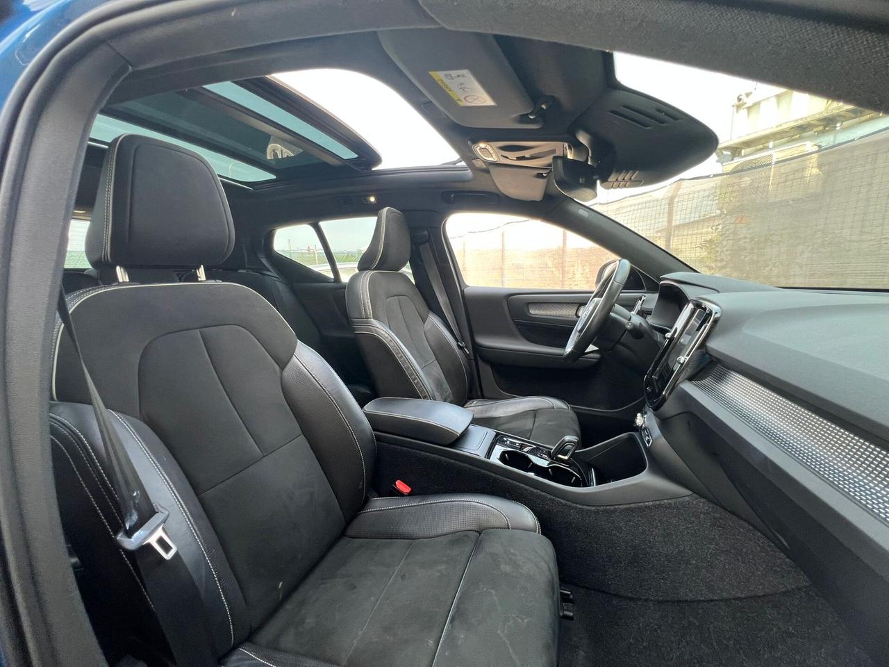 Volvo XC40 D3 R-design