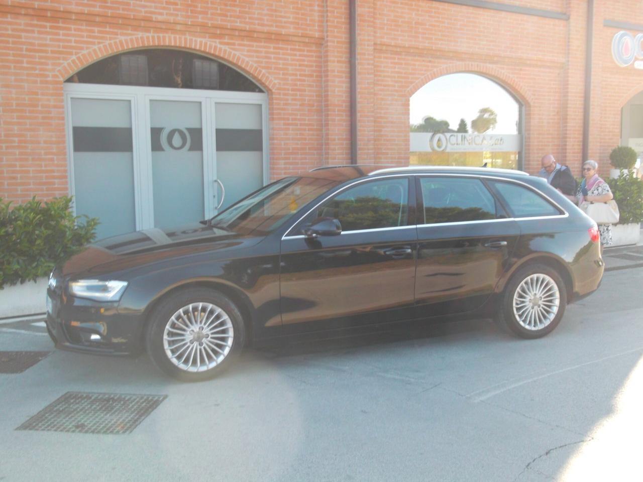 Audi A4 Avant 2.0 TDI Automatica 2012