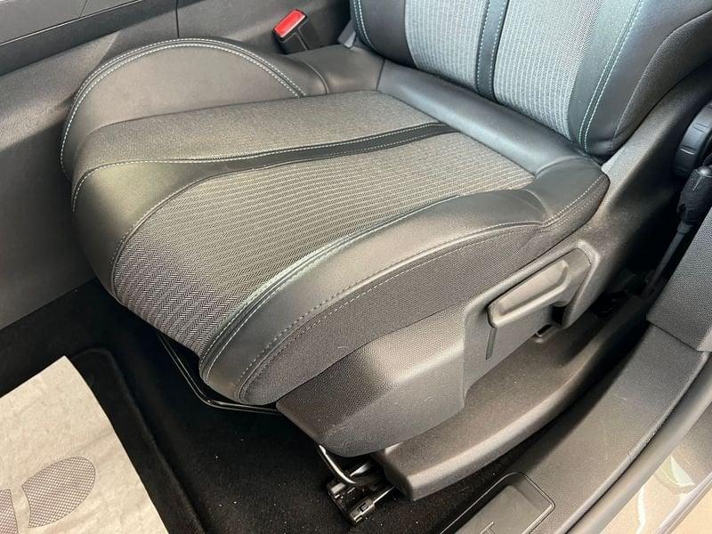 Peugeot 5008 BlueHDi 130 Allure Pack EAT8 S/S aut.