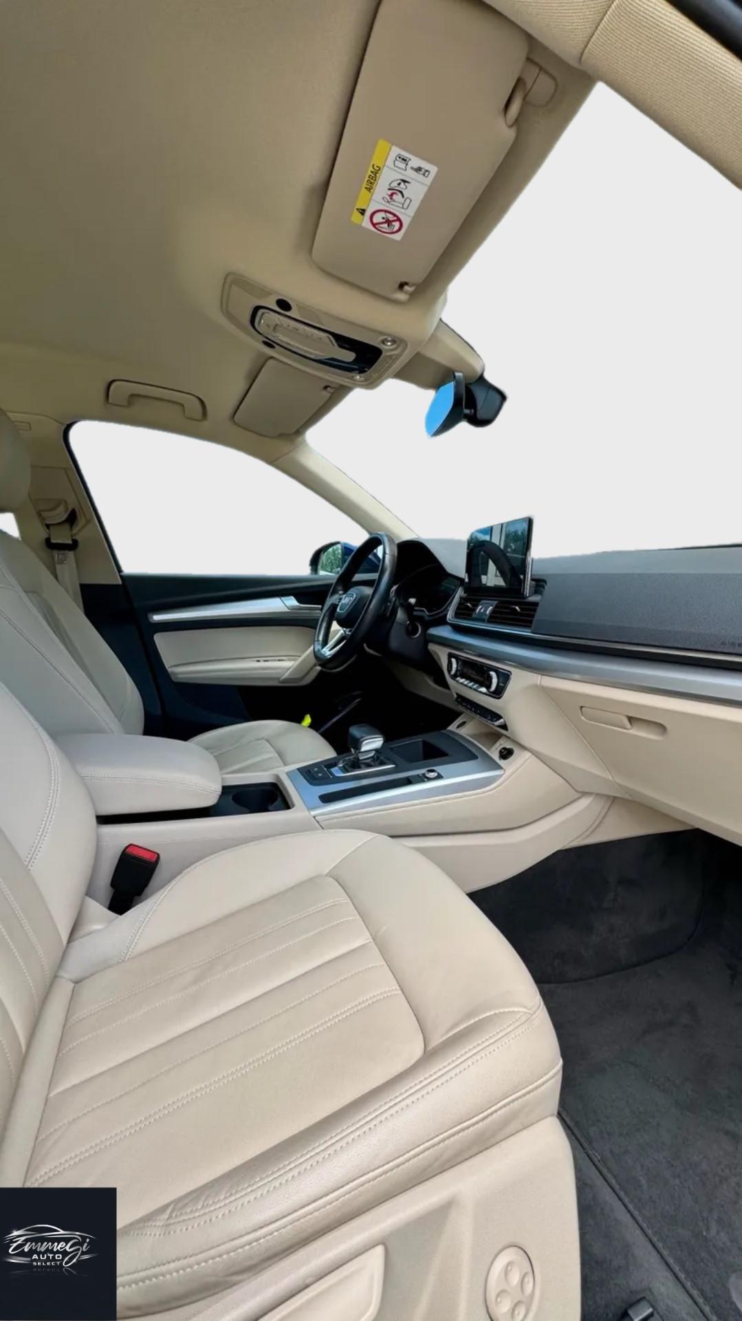 Audi Q5 35 TDI S tronic Business sport