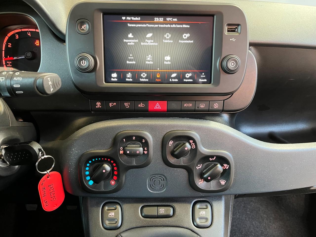 Fiat Panda 1.0 HYBRID 70cv CROSS - PREZZO REALE