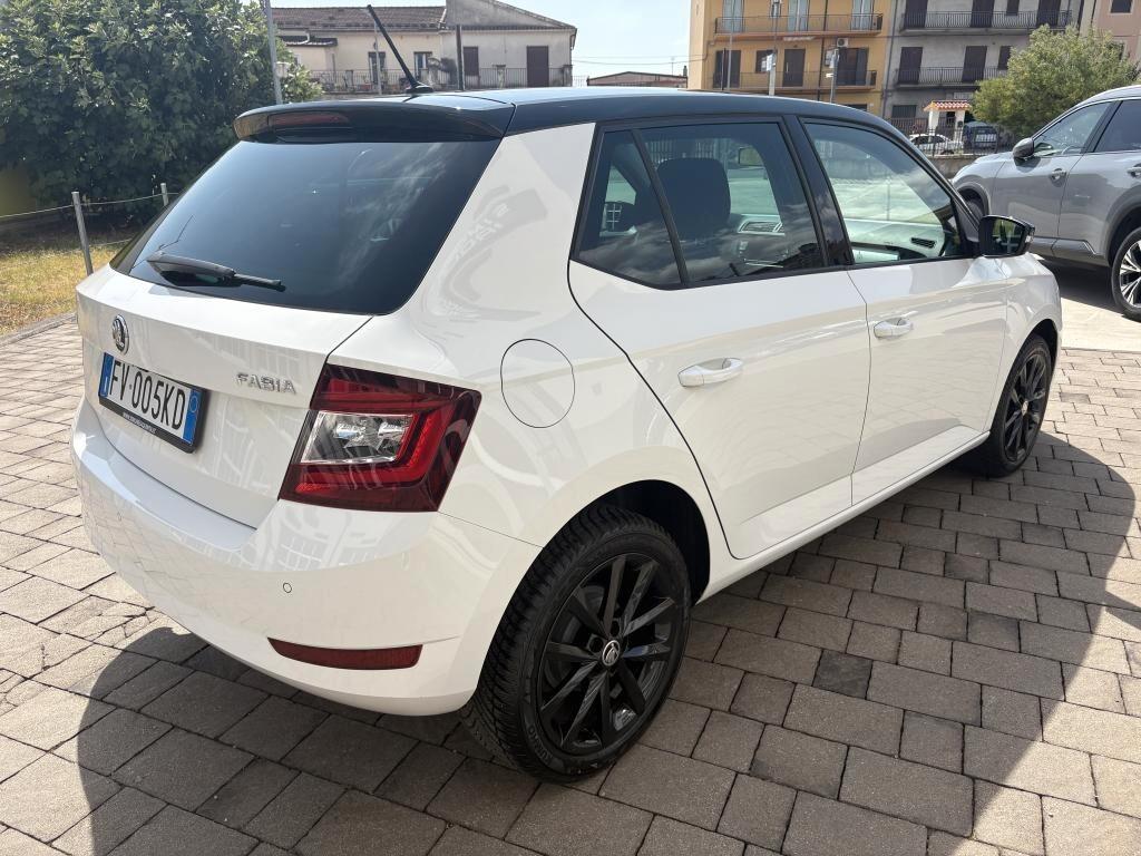 Skoda Fabia 1.0 MPI 60 CV Twin Color Nero