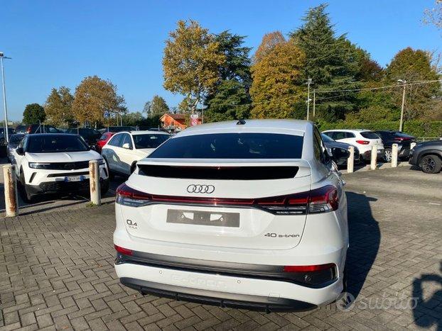 AUDI Q4 e-tron Q4 SPB 40 e-tron S line edition