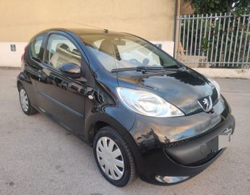 Peugeot 107 1.0 68CV 3p. Sweet Years
