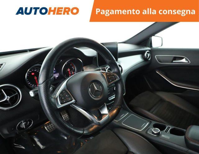 MERCEDES-BENZ GLA 200 d Automatic 4Matic Premium