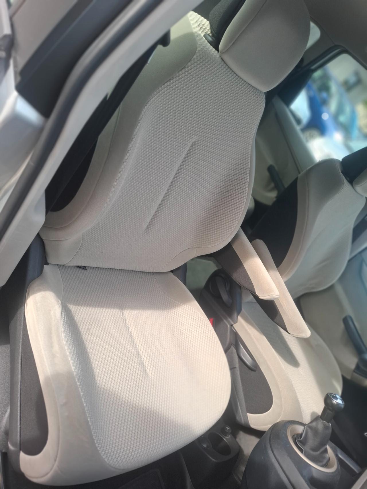 Citroen C4 Picasso 1.6 HDi 110 FAP Elegance (80Kw)