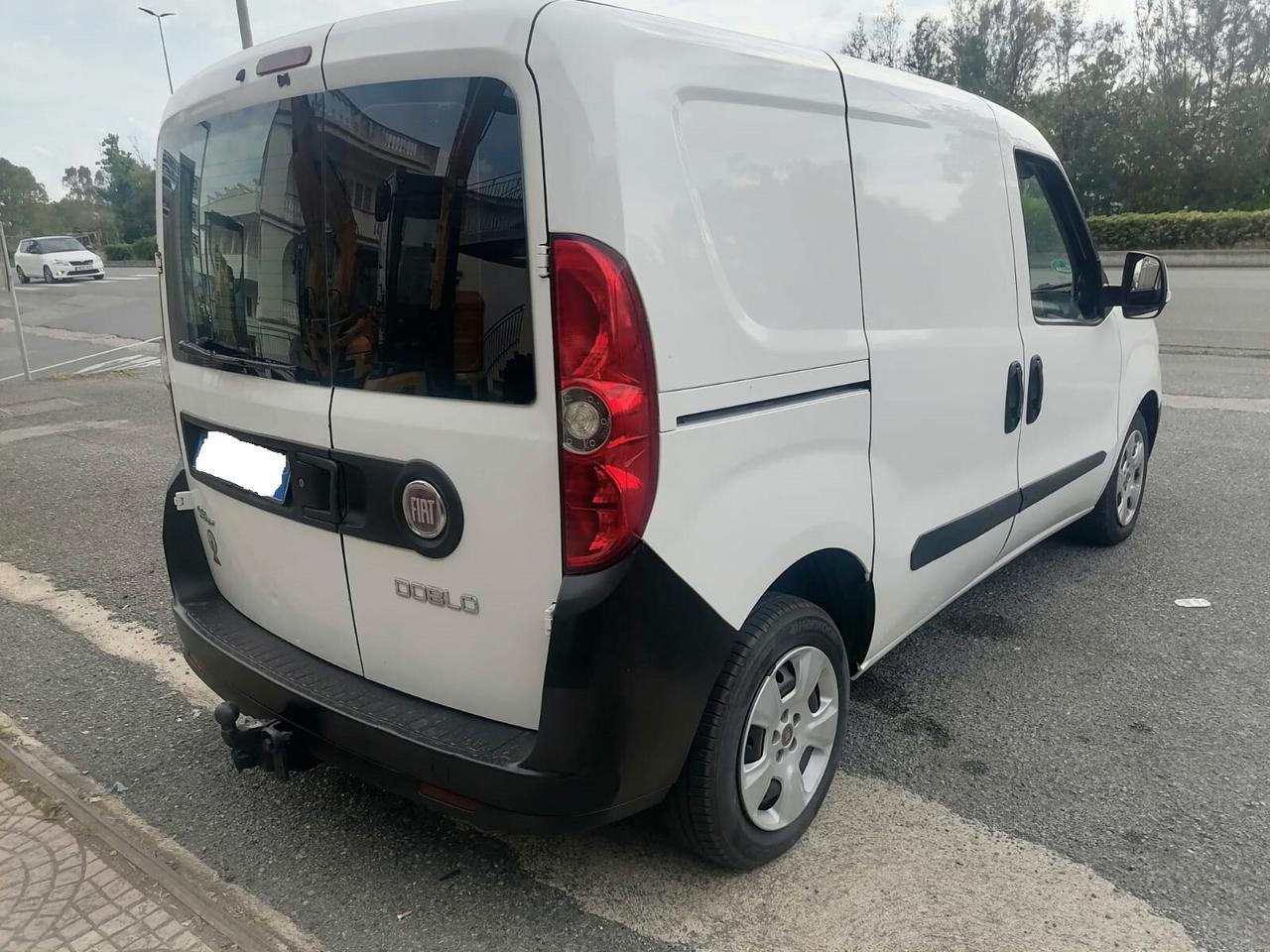 Fiat Doblò 1.6 Mjt - Gancio Traino - 2012