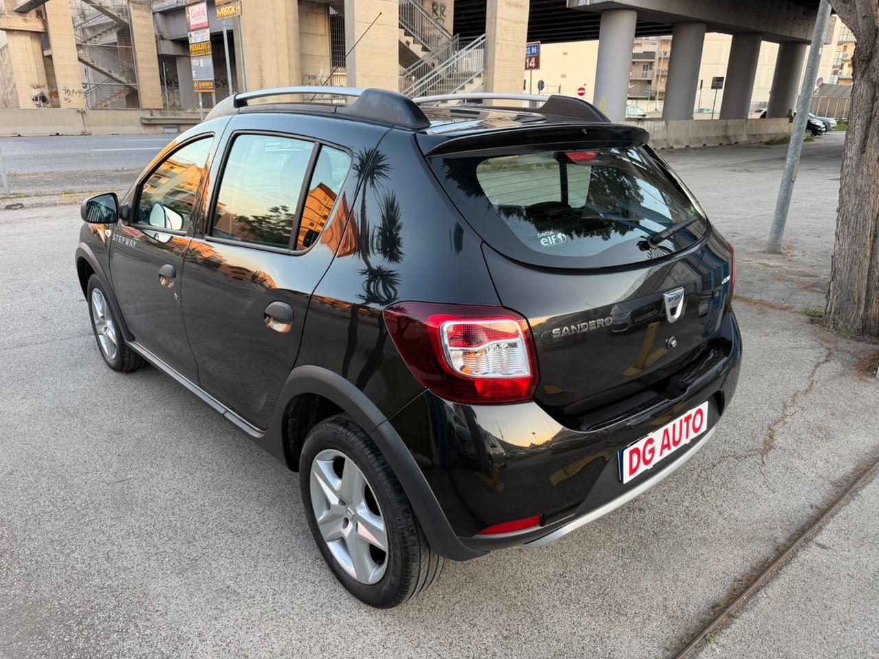 Dacia Sandero Stepway 1.5 dCi 90CV 2014 90.000 km