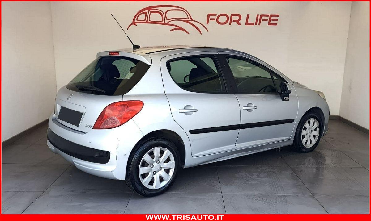 PEUGEOT 207 1.4 HDI 5p NEOPATENTATI