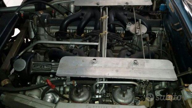 Italiana targa Milano