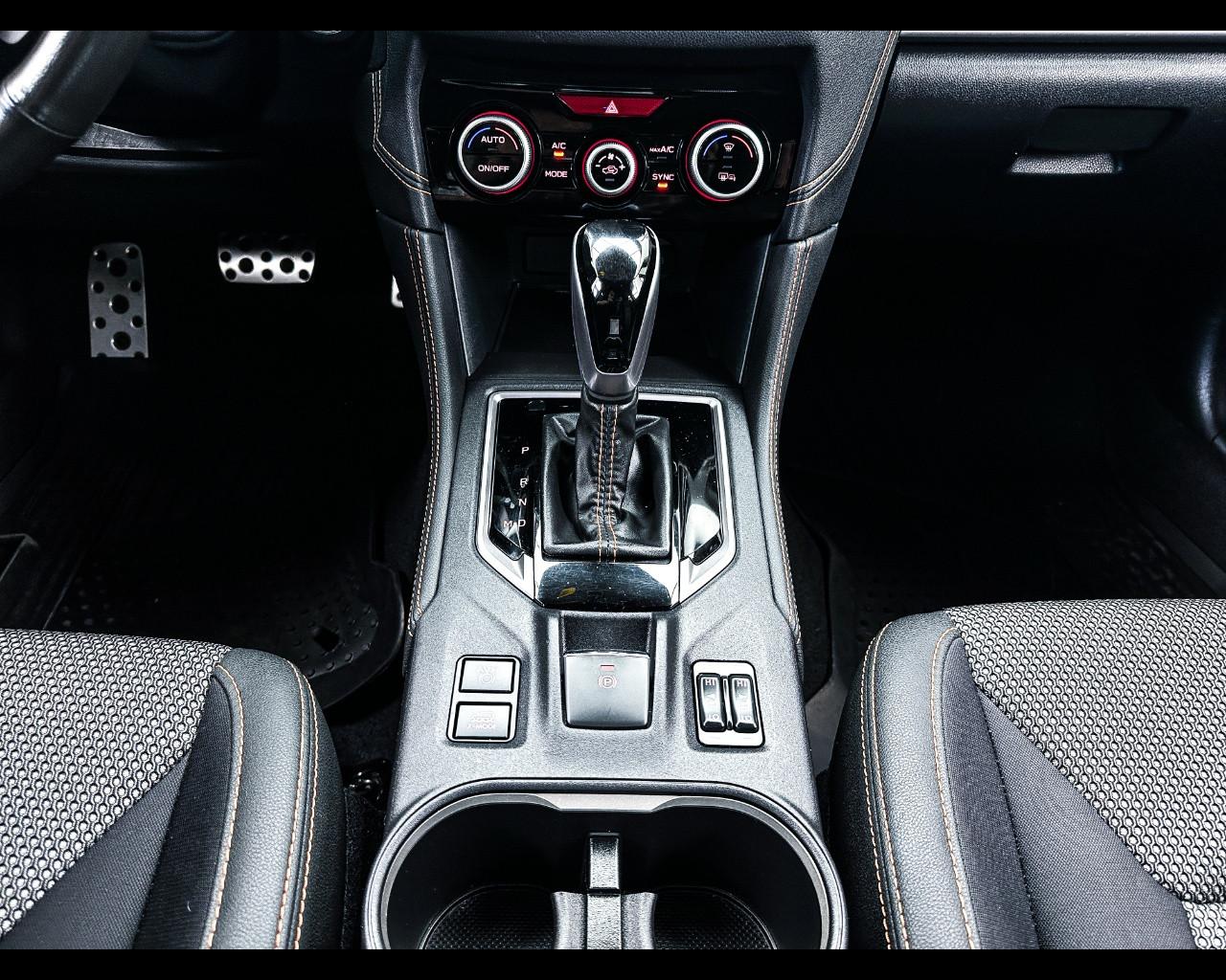 SUBARU XV 2ª serie - XV 2.0i e-Boxer MHEV Lineartronic Style