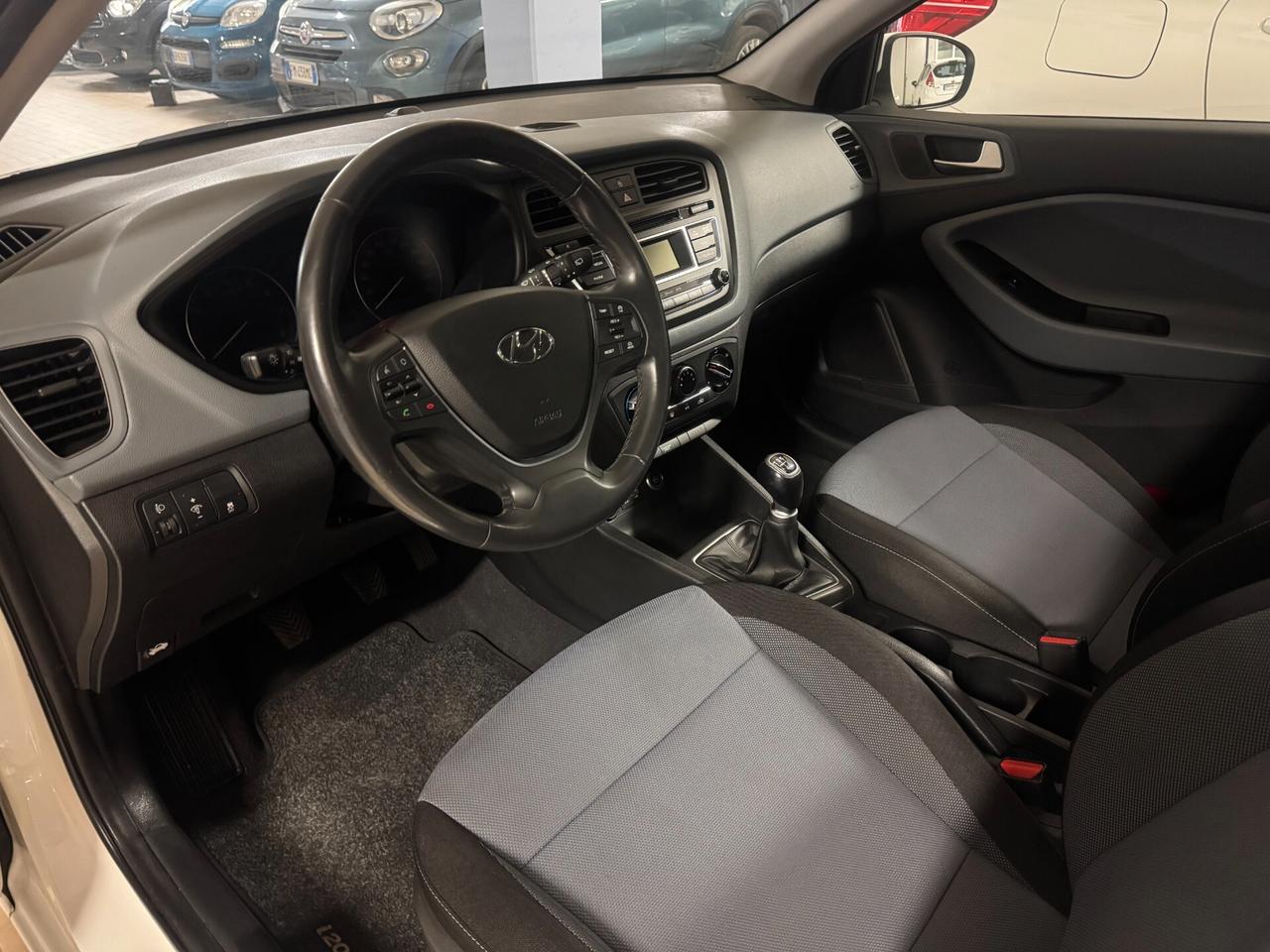 Hyundai i20 II 5p 1.2 Login GPL