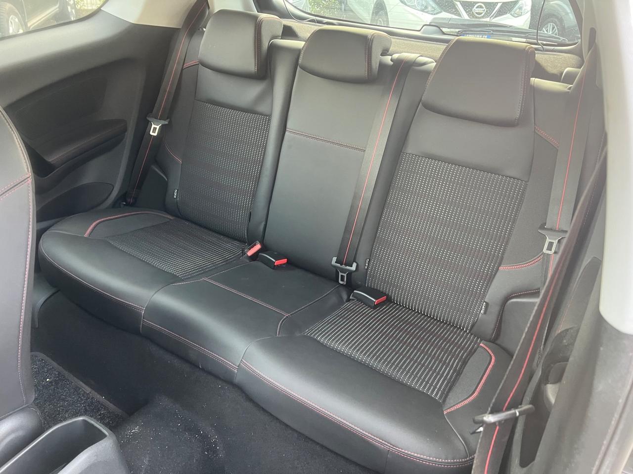 Peugeot 208 BlueHDi 120 S&S 3 porte GT Line