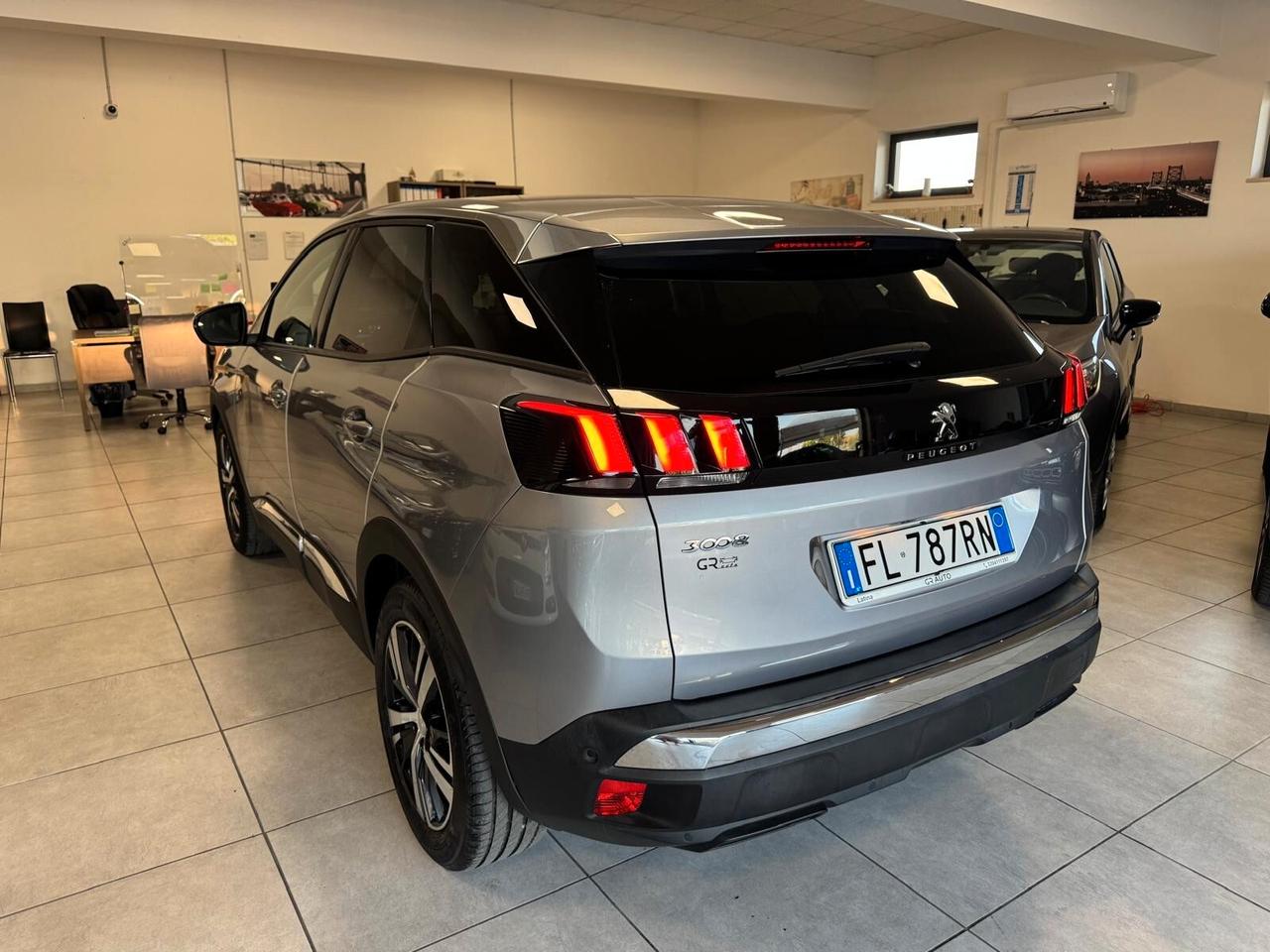 Peugeot 3008 PURETECH TURBO 130 EAT6 ALLURE 2017