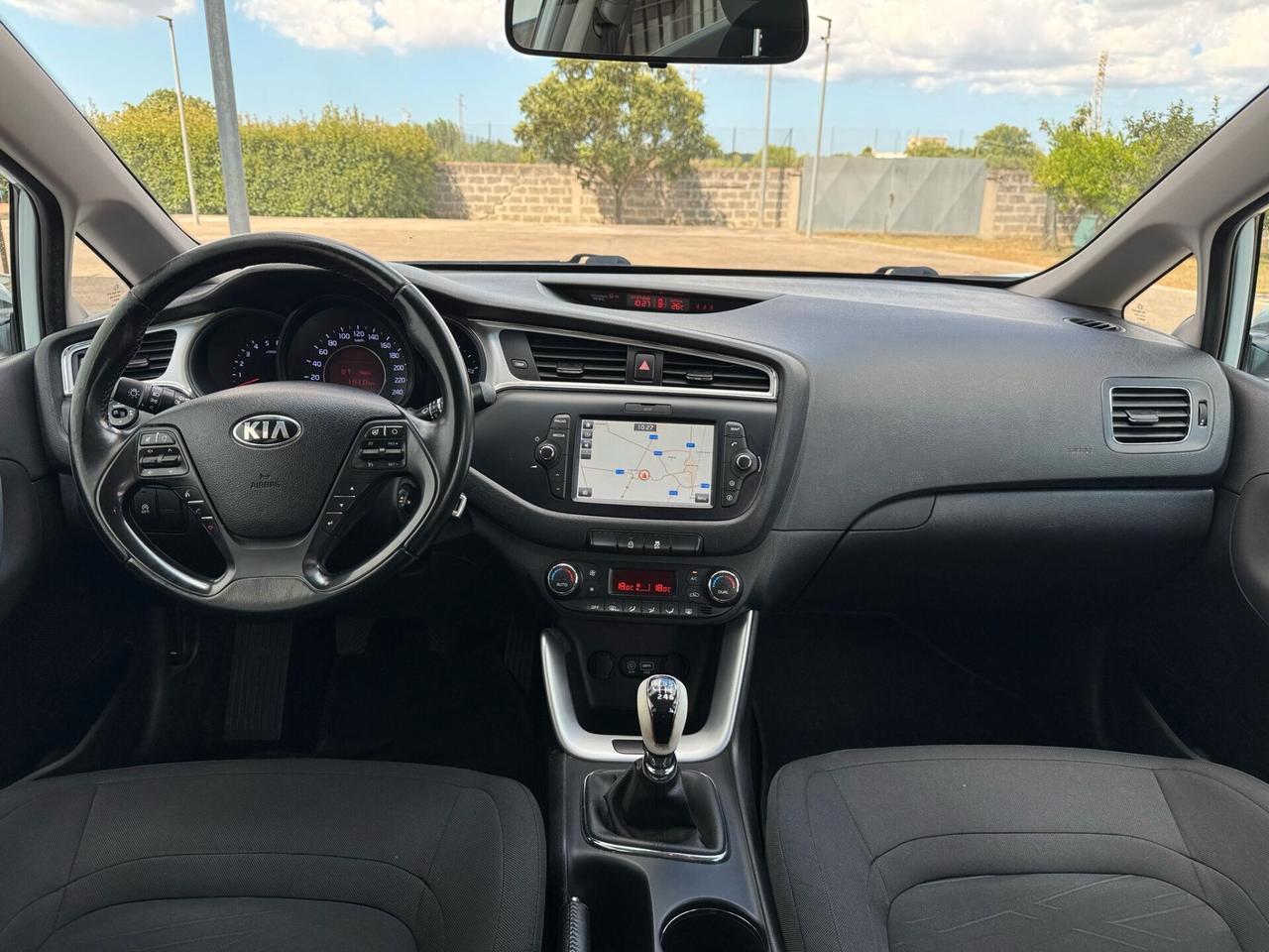 Kia Ceed AUTOCARRO N1 5POSTI